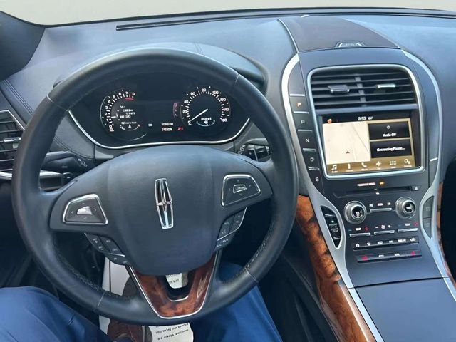 Used 2016 Lincoln MKX Select w/ Select Plus Package AWD/4WD image 12