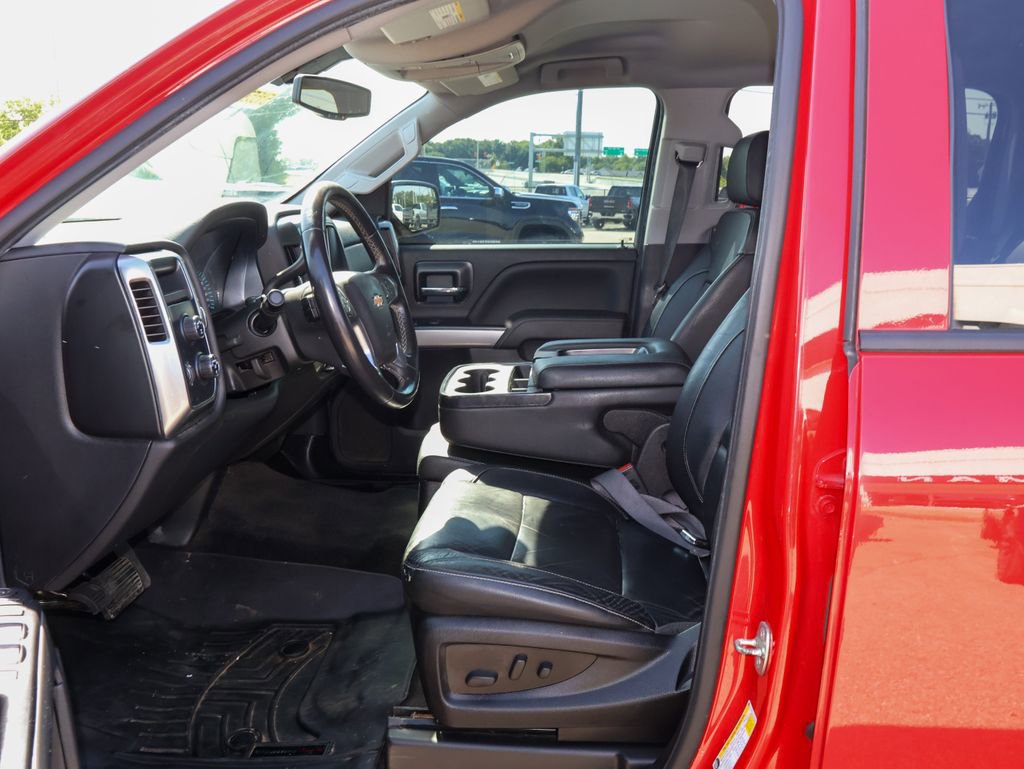 Used 2018 Chevrolet Silverado 1500 LT w/ All Star Edition AWD/4WD image 7