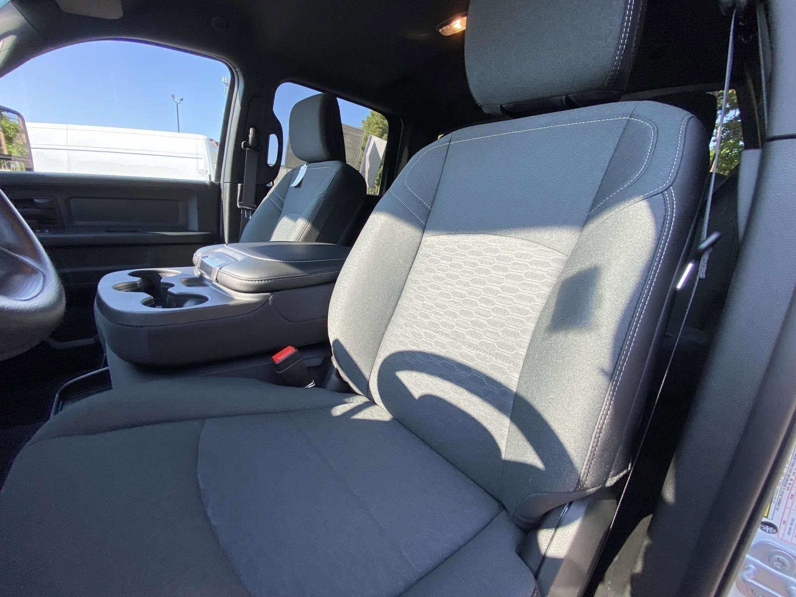 New 2026 RAM 3500 Tradesman image 15