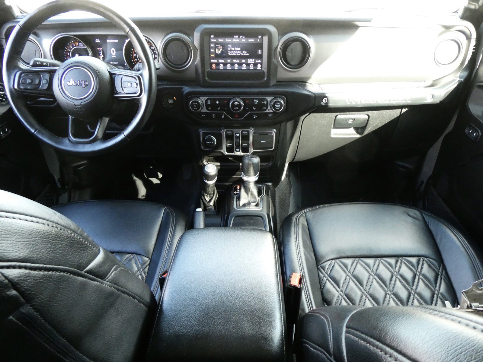 Used 2021 Jeep Wrangler Unlimited Sport S image 2