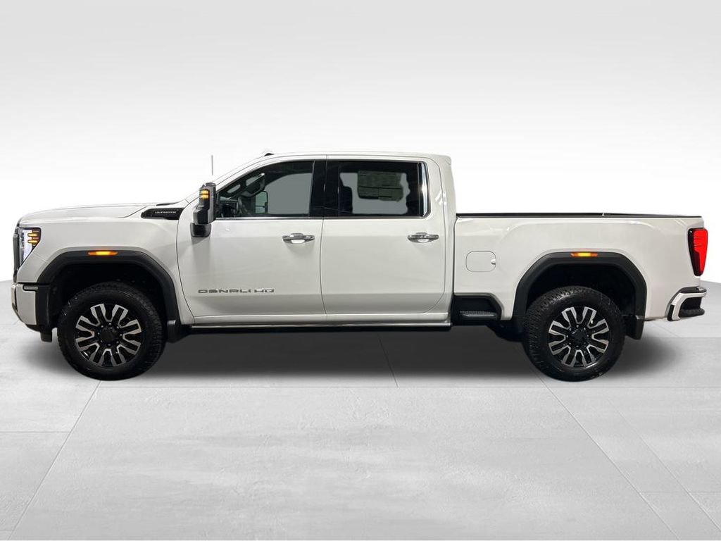 New 2025 GMC Sierra 2500 Denali Ultimate w/ Max Trailering Package image 9