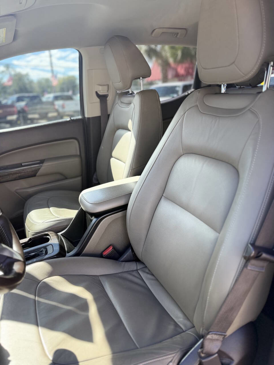 Used 2016 GMC Canyon SLT AWD/4WD image 17