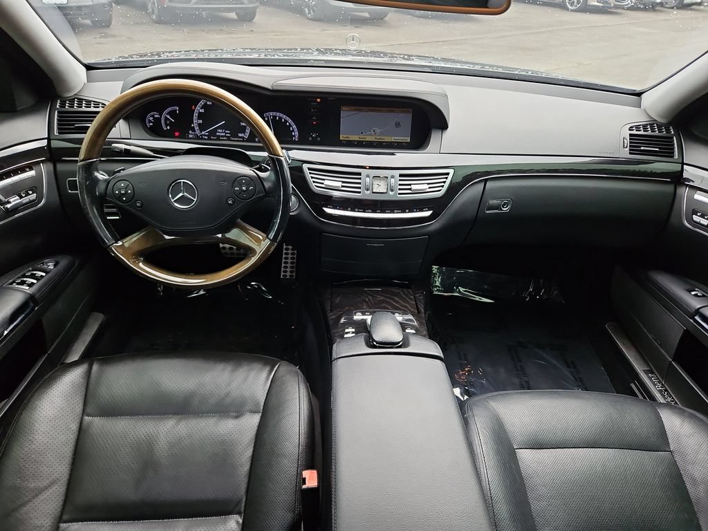 Used 2011 Mercedes-Benz S 550 w/ Sport Pkg image 9