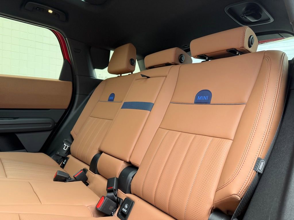 Used 2025 MINI Cooper Countryman SE w/ Comfort Package Max image 37