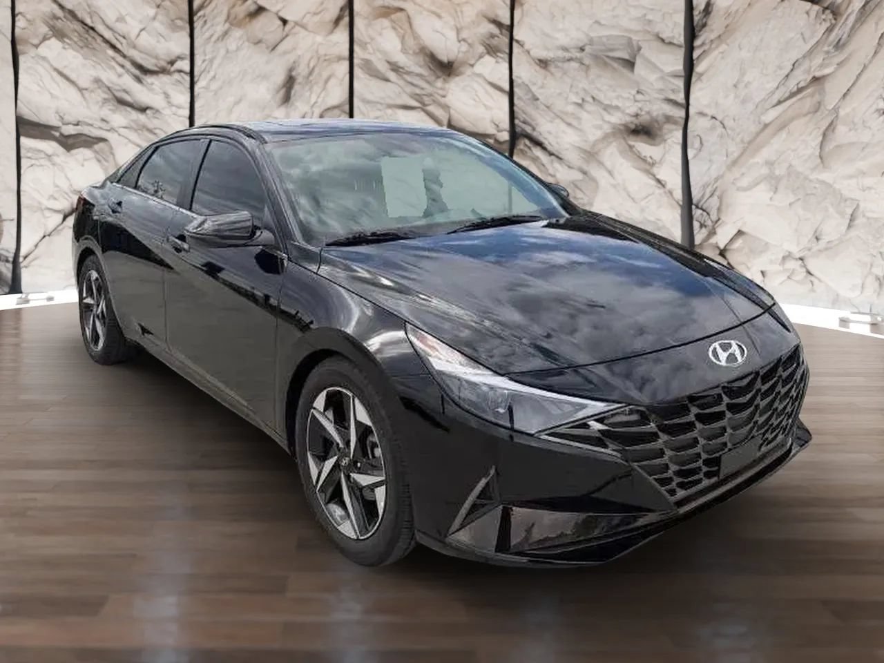 Used 2021 Hyundai Elantra SEL w/ Convenience + Premium Package