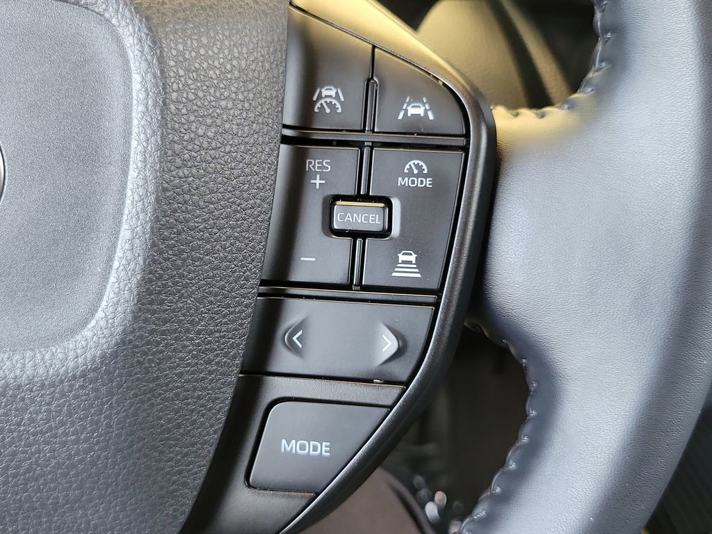 Used 2023 Toyota Prius LE image 13