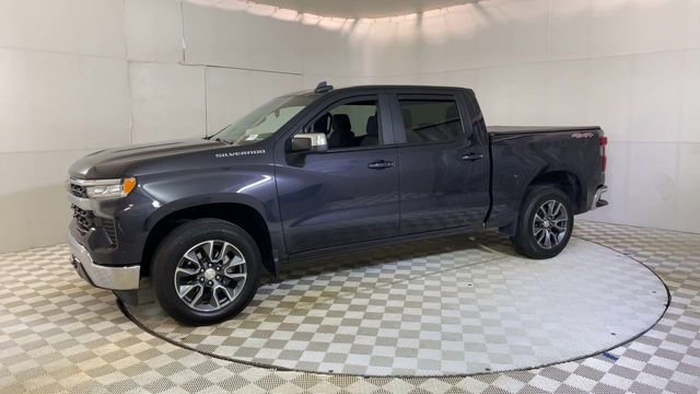 Used 2023 Chevrolet Silverado 1500 LT image 4