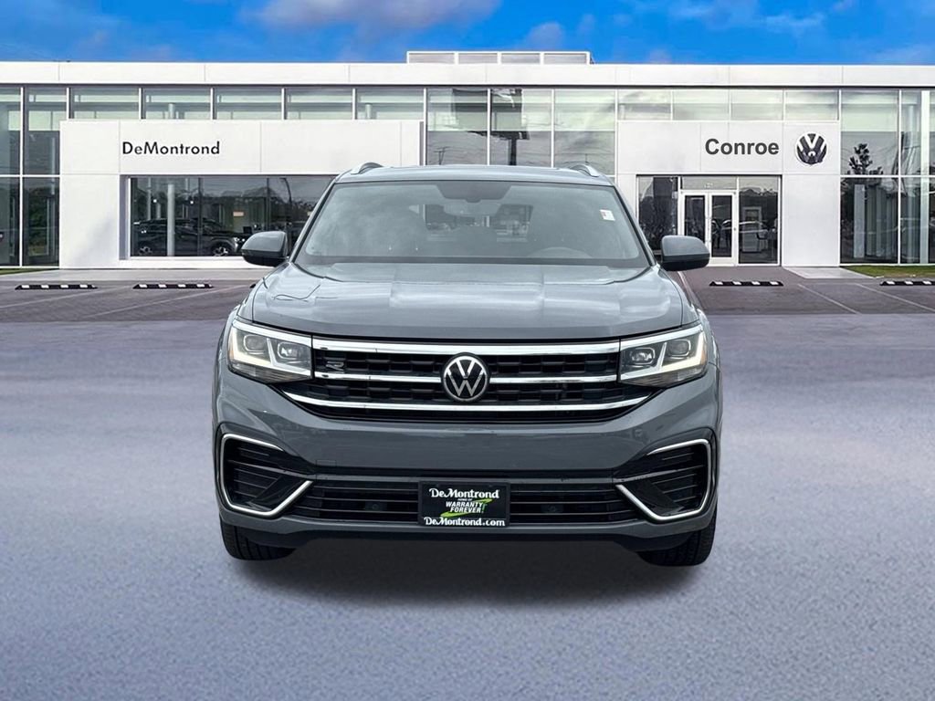 Used 2021 Volkswagen Atlas Cross Sport SE w/ Panoramic Sunroof Package FWD image 2