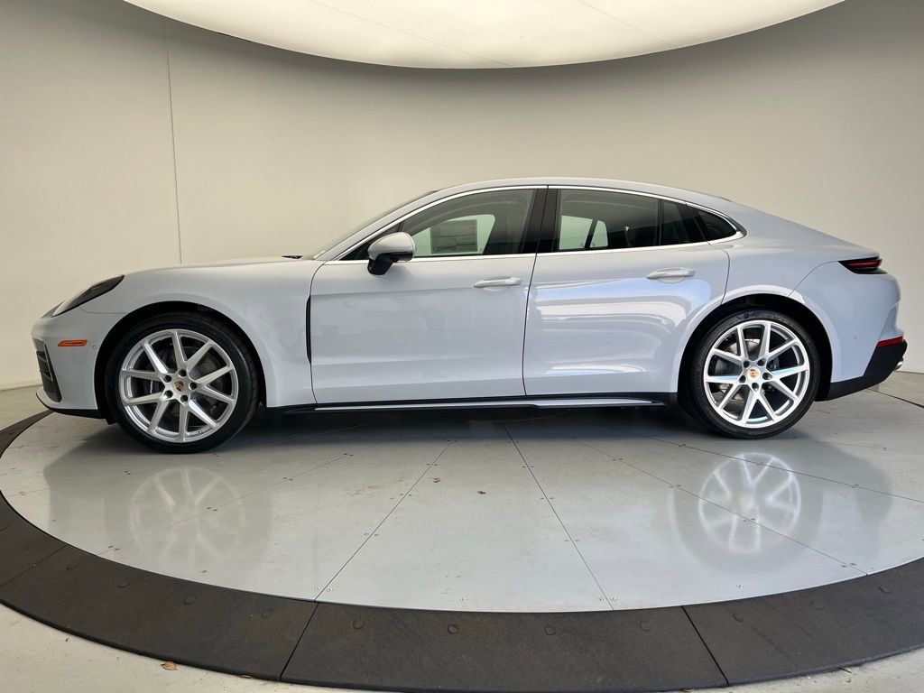 New 2026 Porsche Panamera image 2