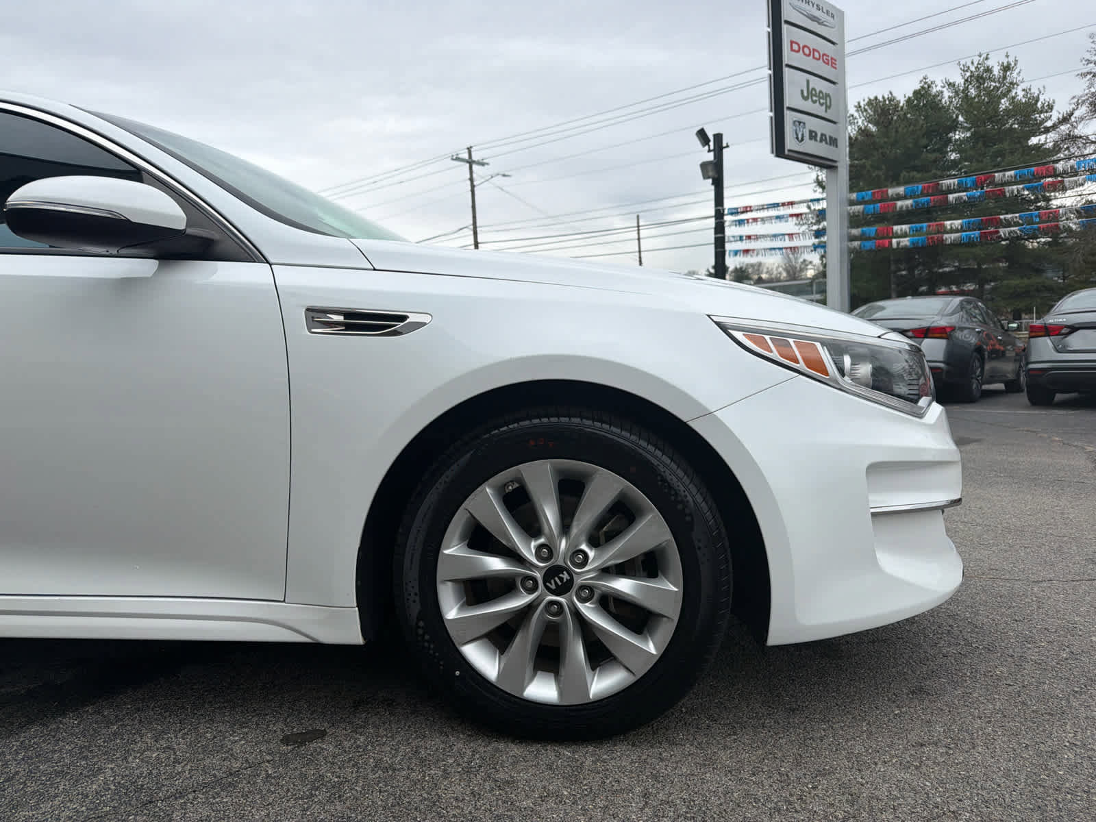 Used 2017 Kia Optima LX w/ Option Group 014 image 5