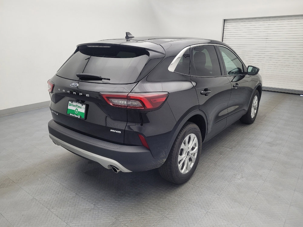 Used 2023 Ford Escape Active image 9