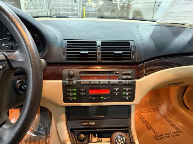 Used 2005 BMW 325xi Sedan AWD/4WD image 22