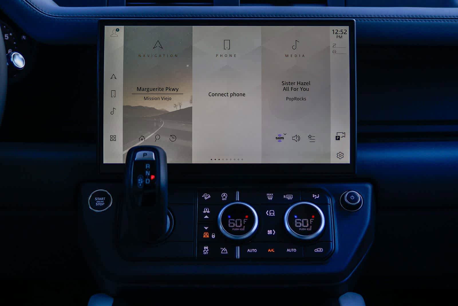 New 2026 Land Rover Defender 110 X-Dynamic SE AWD/4WD image 13