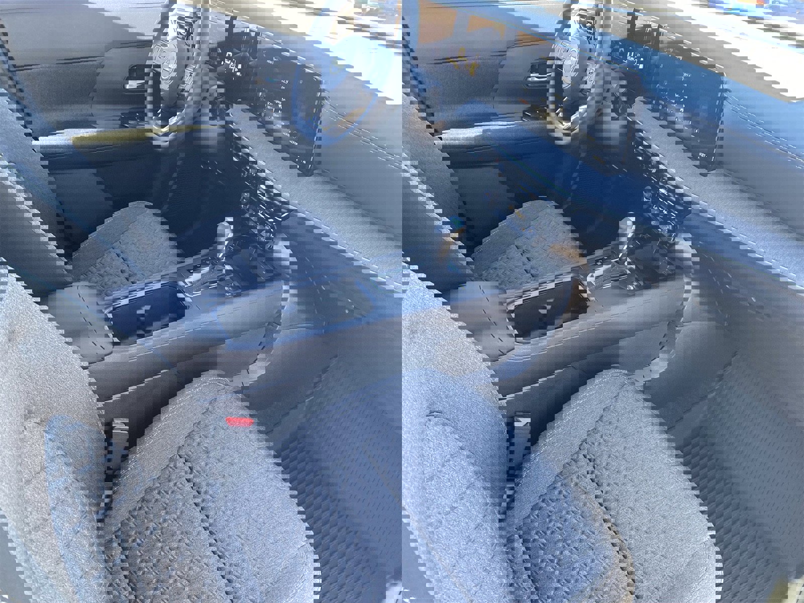 New 2026 Nissan Kicks SV image 13