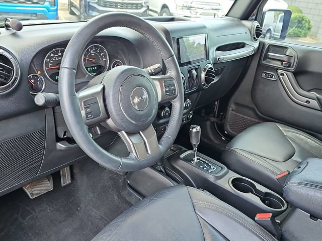 Used 2018 Jeep Wrangler Sahara AWD/4WD image 16