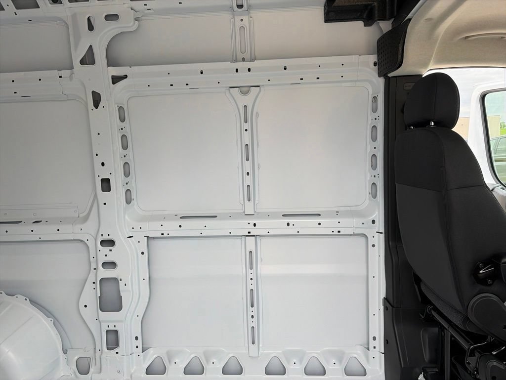 New 2026 RAM ProMaster 1500 w/ Convenience Group FWD image 28