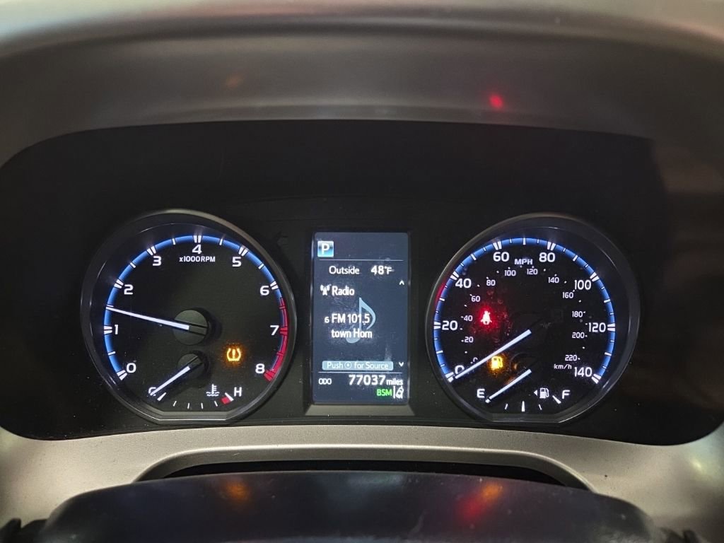 Used 2018 Toyota RAV4 XLE w/ Plus Extra Value Package image 23