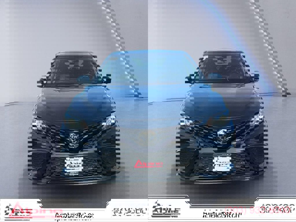 Used 2024 Toyota Camry SE image 8