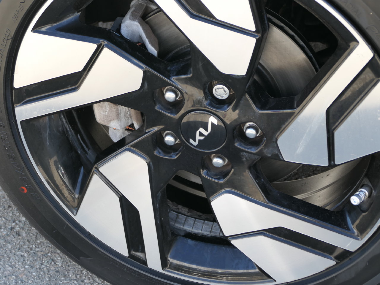 Certified 2023 Kia Soul GT-Line FWD image 12