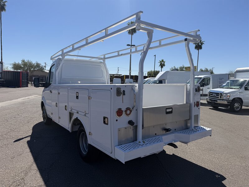 Used 2023 Mercedes-Benz Sprinter 3500 image 3