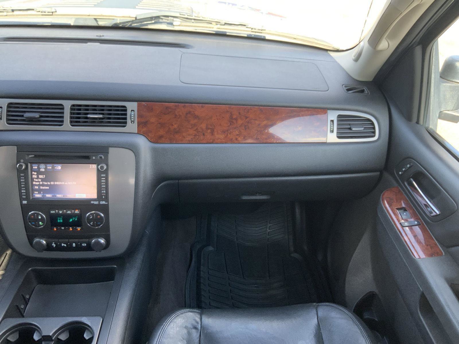 Used 2014 GMC Sierra 2500 SLT w/ SLT Convenience Package image 60