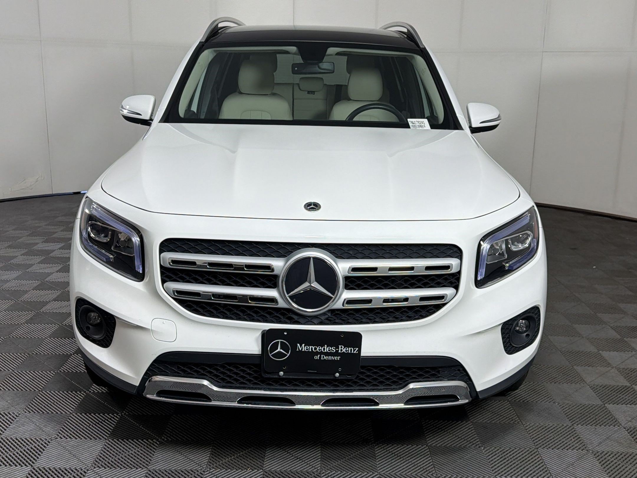 Used 2022 Mercedes-Benz GLB 250 4MATIC image 6