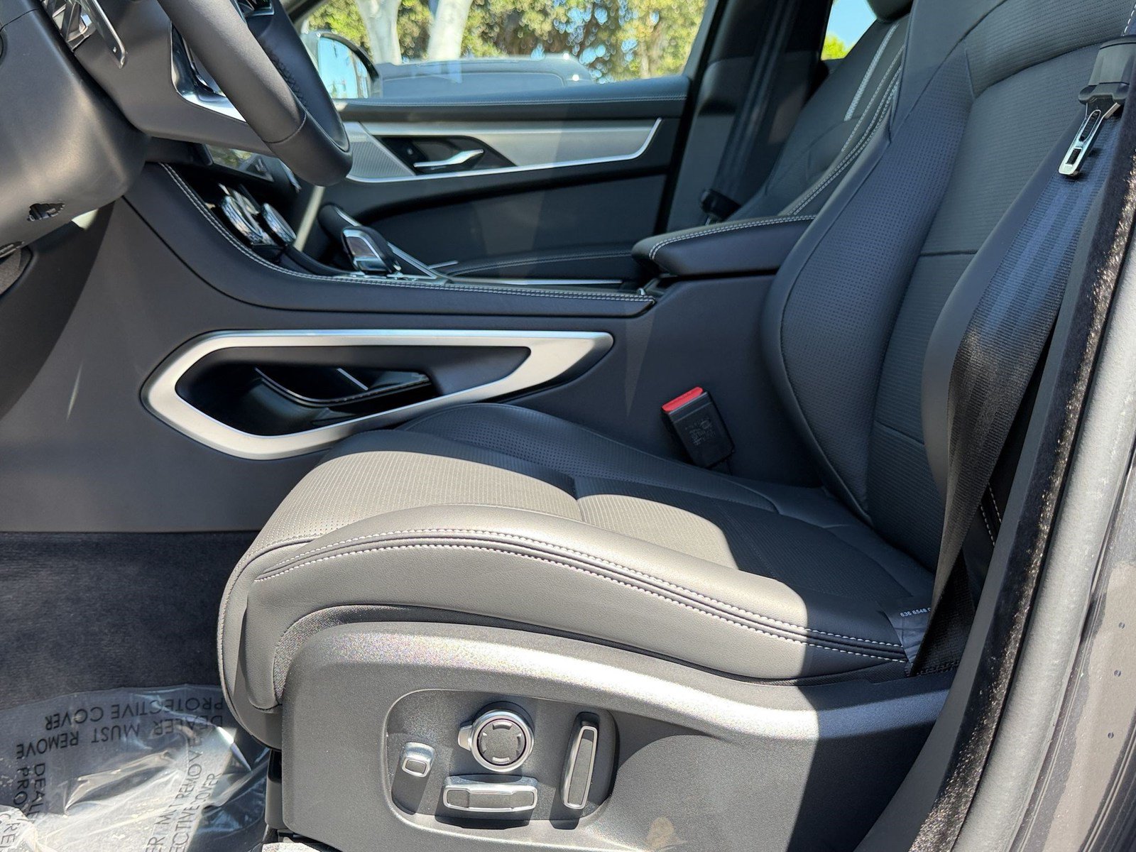 New 2026 Jaguar F-PACE R-Dynamic S AWD/4WD image 5
