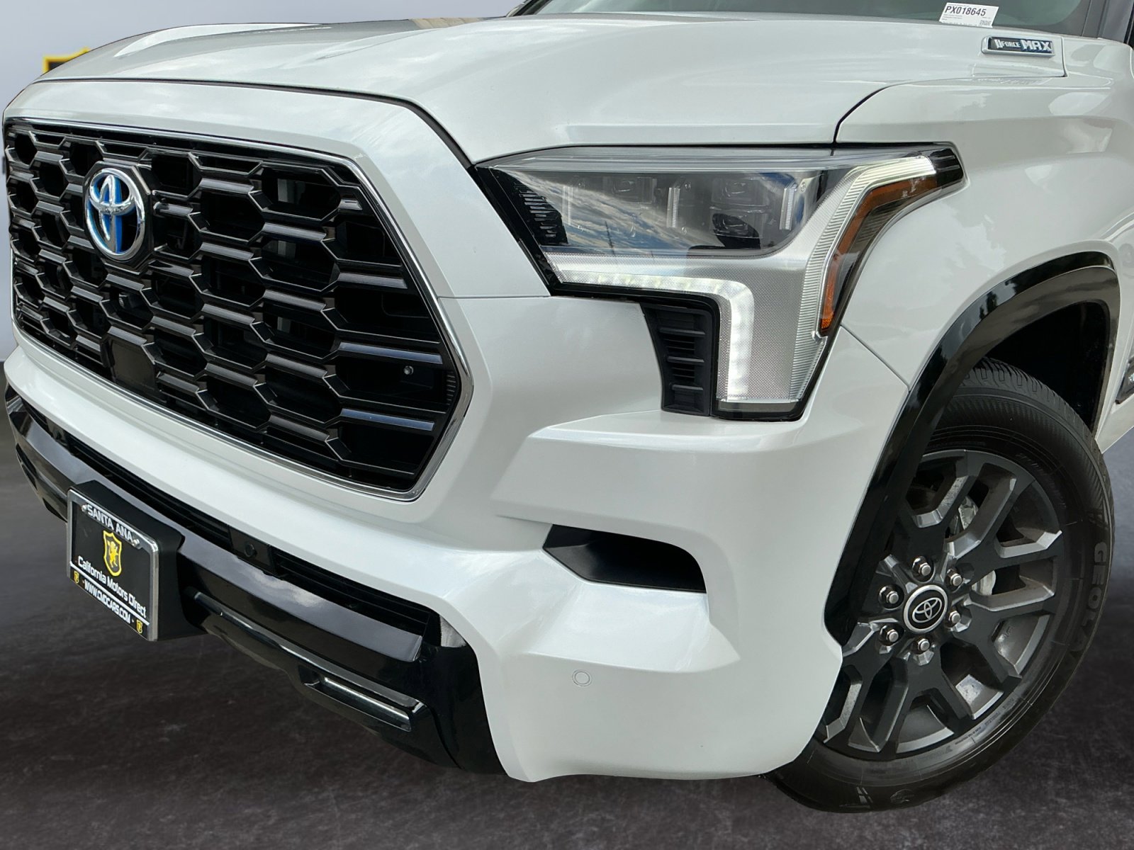 Used 2023 Toyota Sequoia Platinum image 9