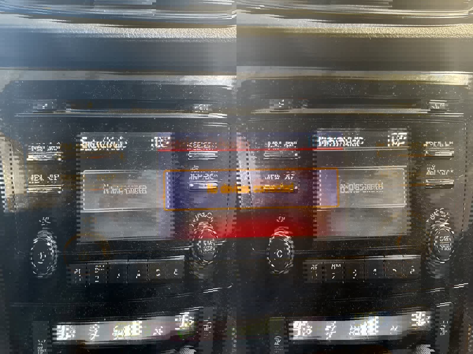 Used 2017 Nissan Rogue SV image 21