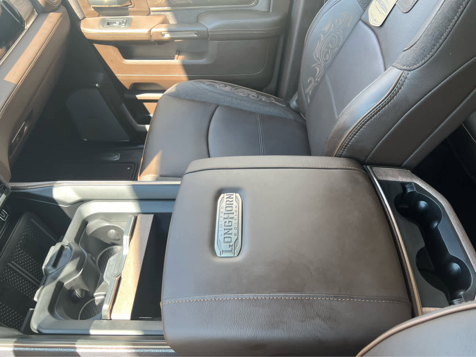 New 2026 RAM 3500 Longhorn image 28