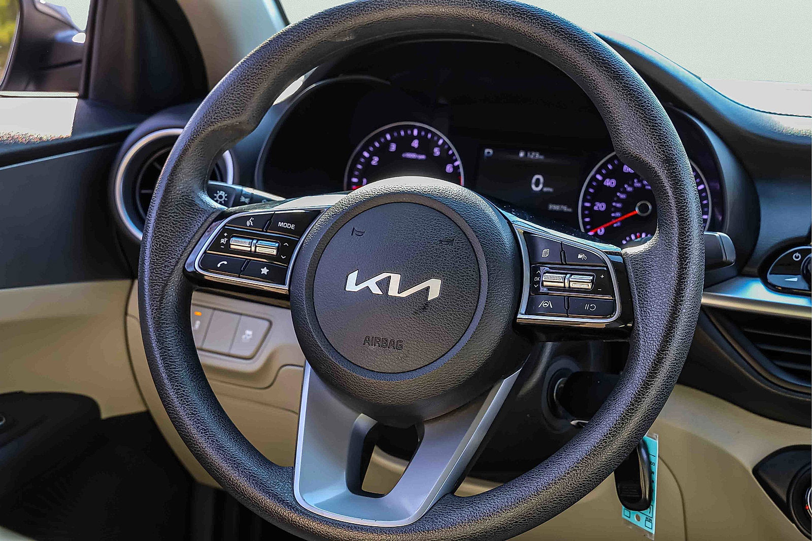 Certified 2023 Kia Forte LXS w/ LXS Technology Package image 10
