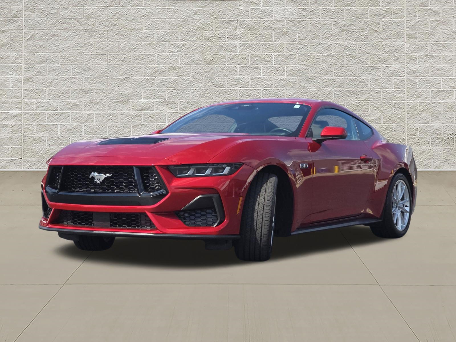 Used 2024 Ford Mustang GT Premium RWD image 3