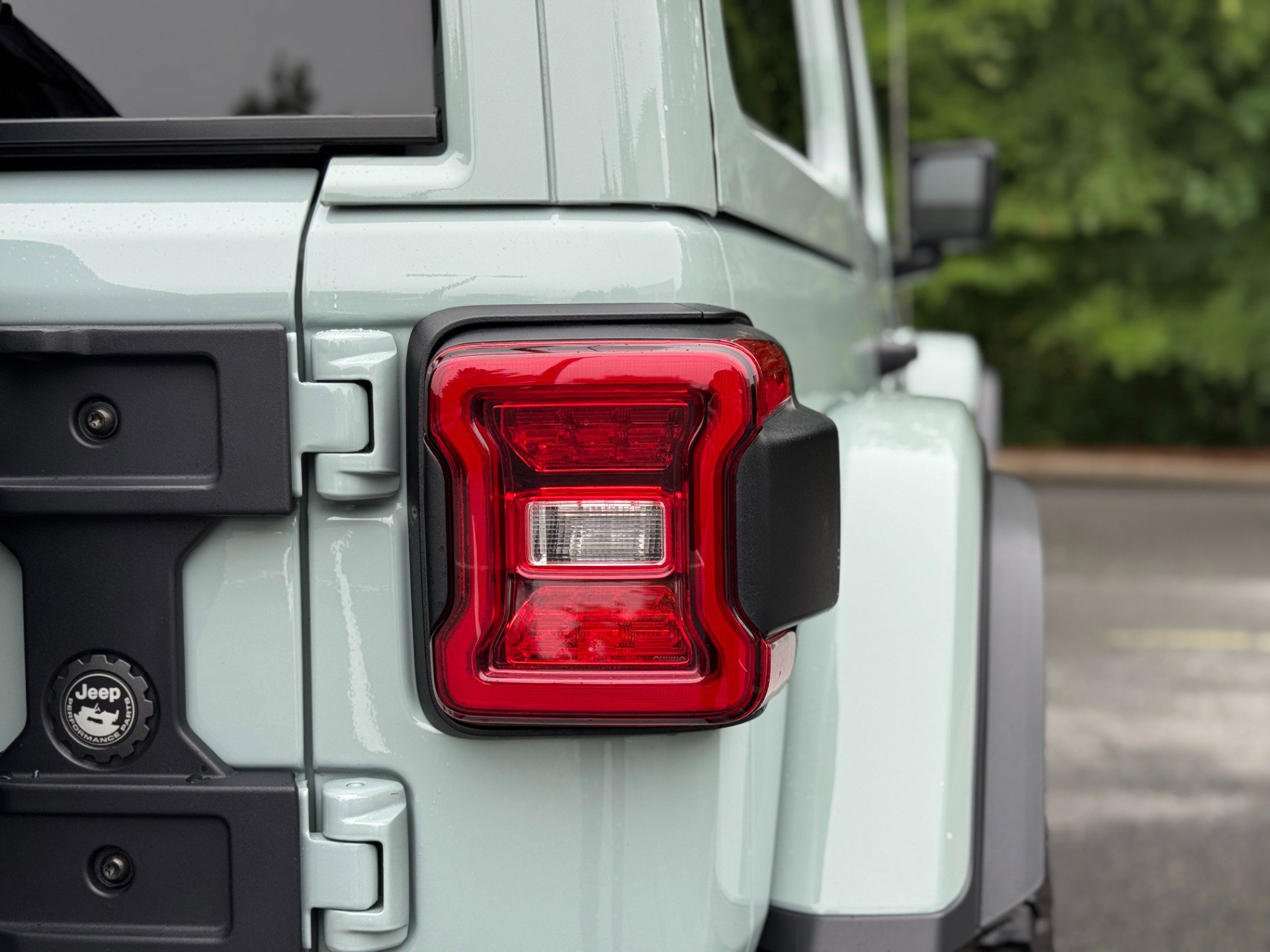 Used 2023 Jeep Wrangler Unlimited Rubicon 392 AWD/4WD image 24