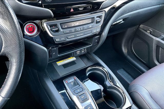 Certified 2022 Honda Ridgeline Black Edition image 16