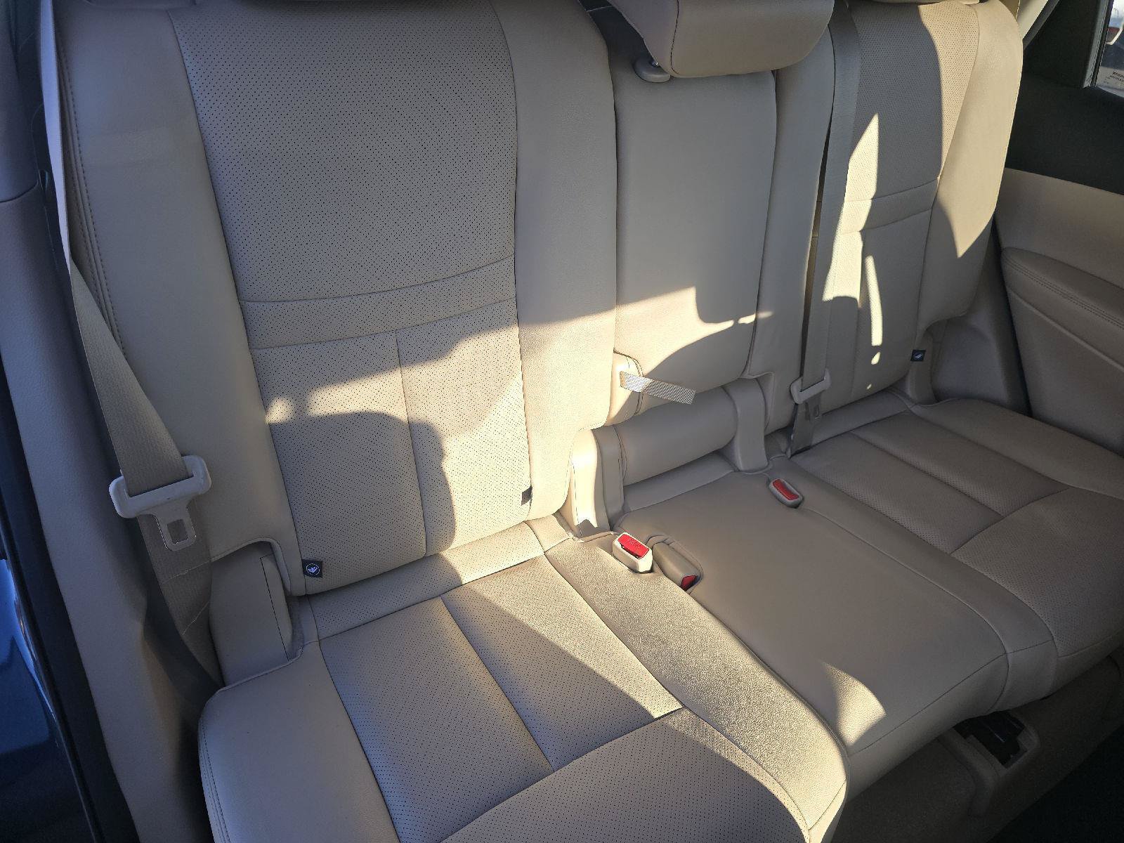 Used 2015 Nissan Rogue SL AWD/4WD image 18