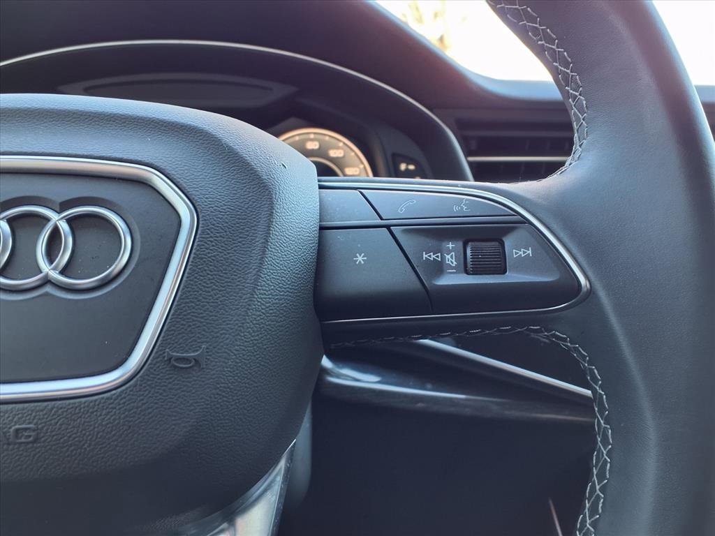 Used 2025 Audi Q7 2.0T Premium w/ Convenience Plus Package image 15