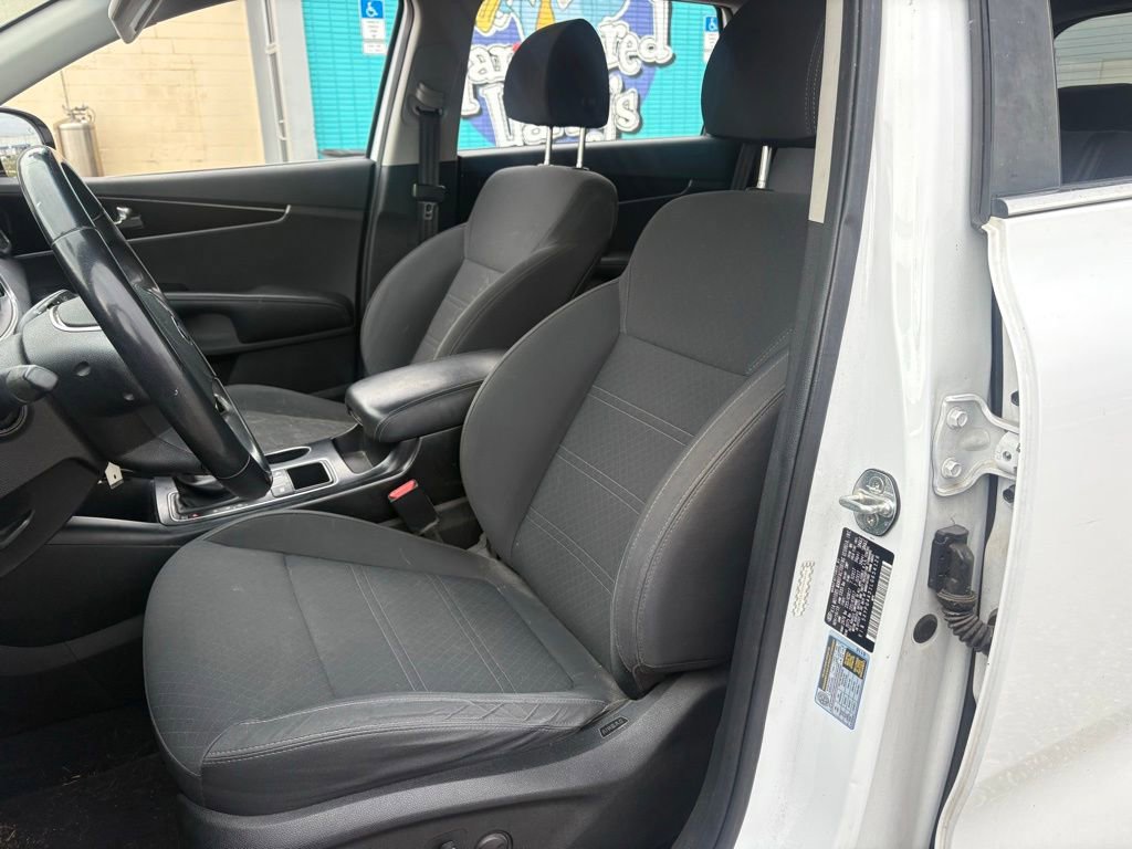 Used 2020 Kia Sorento LX w/ LX I4 Convenience Package FWD image 9