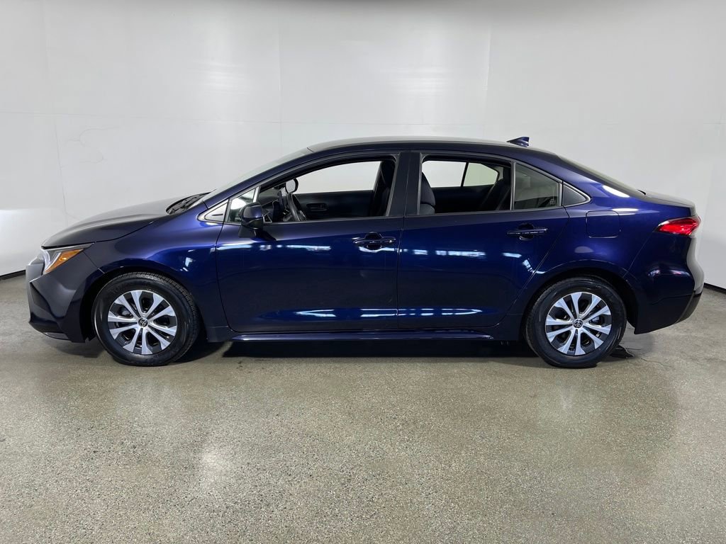 Certified 2022 Toyota Corolla LE w/ Carpet Mat Package (TMS) image 6