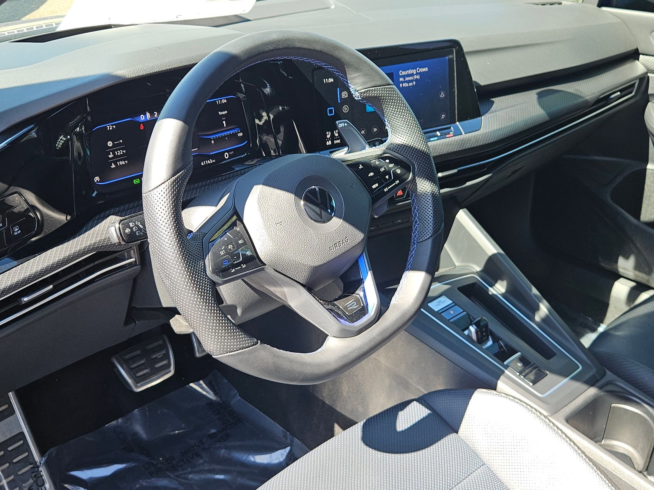 Used 2022 Volkswagen Golf R image 13