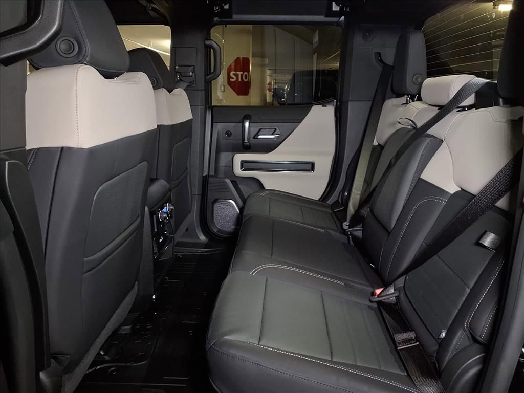 New 2026 GMC Hummer EV 4x4 Crew Cab image 12