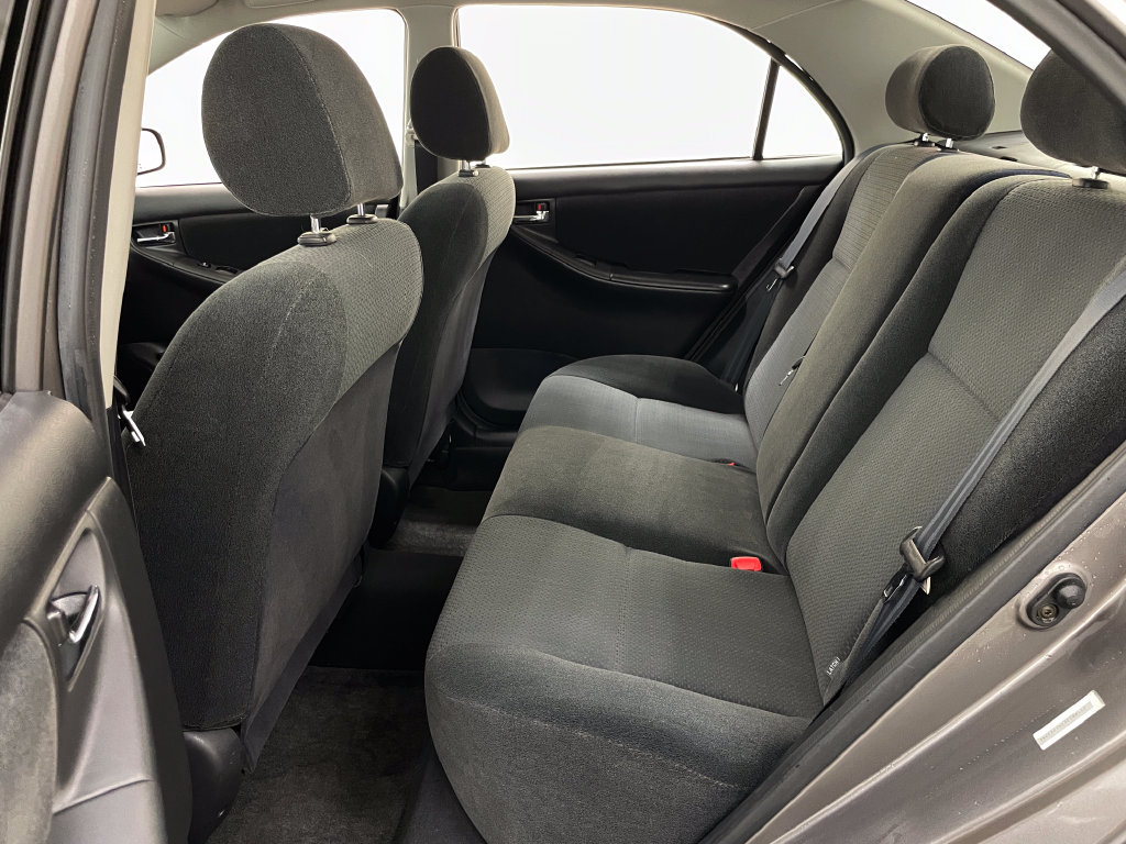 Used 2004 Toyota Corolla CE FWD image 6