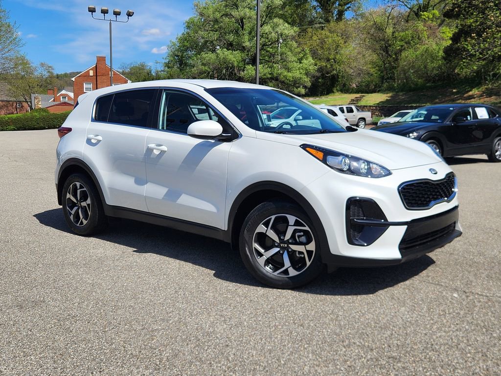 Used 2021 Kia Sportage LX image 1