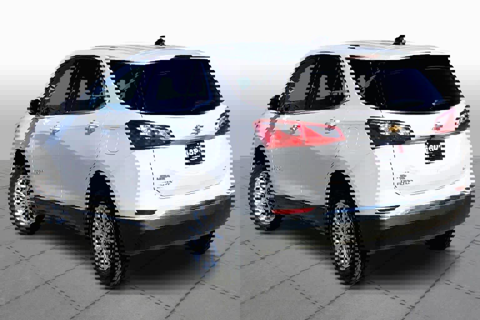 Used 2018 Chevrolet Equinox LT image 10