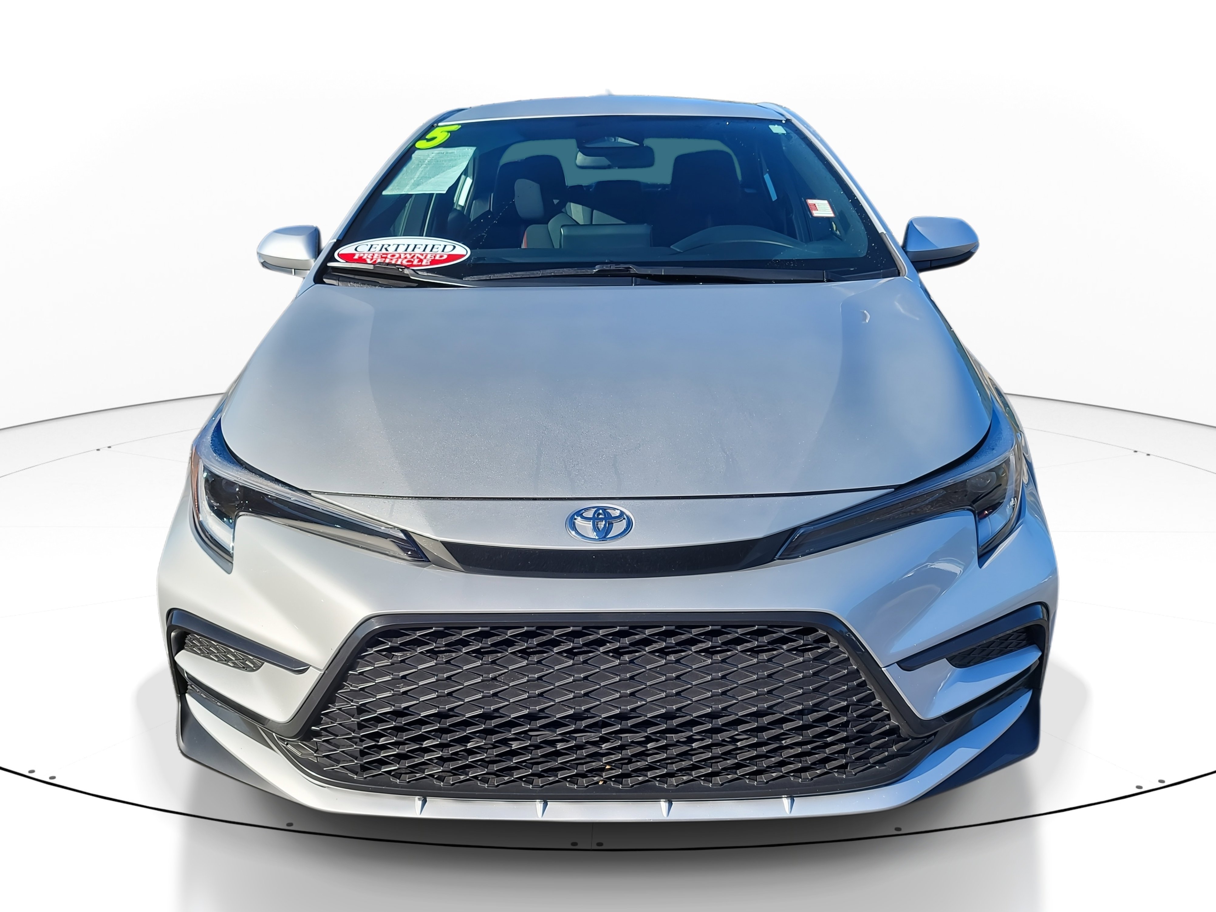 Certified 2025 Toyota Corolla SE image 2