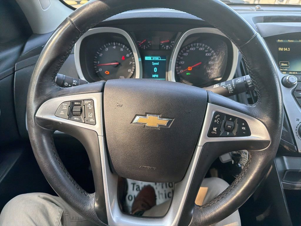Used 2017 Chevrolet Equinox Premier w/ Enhanced Convenience Package AWD/4WD image 9