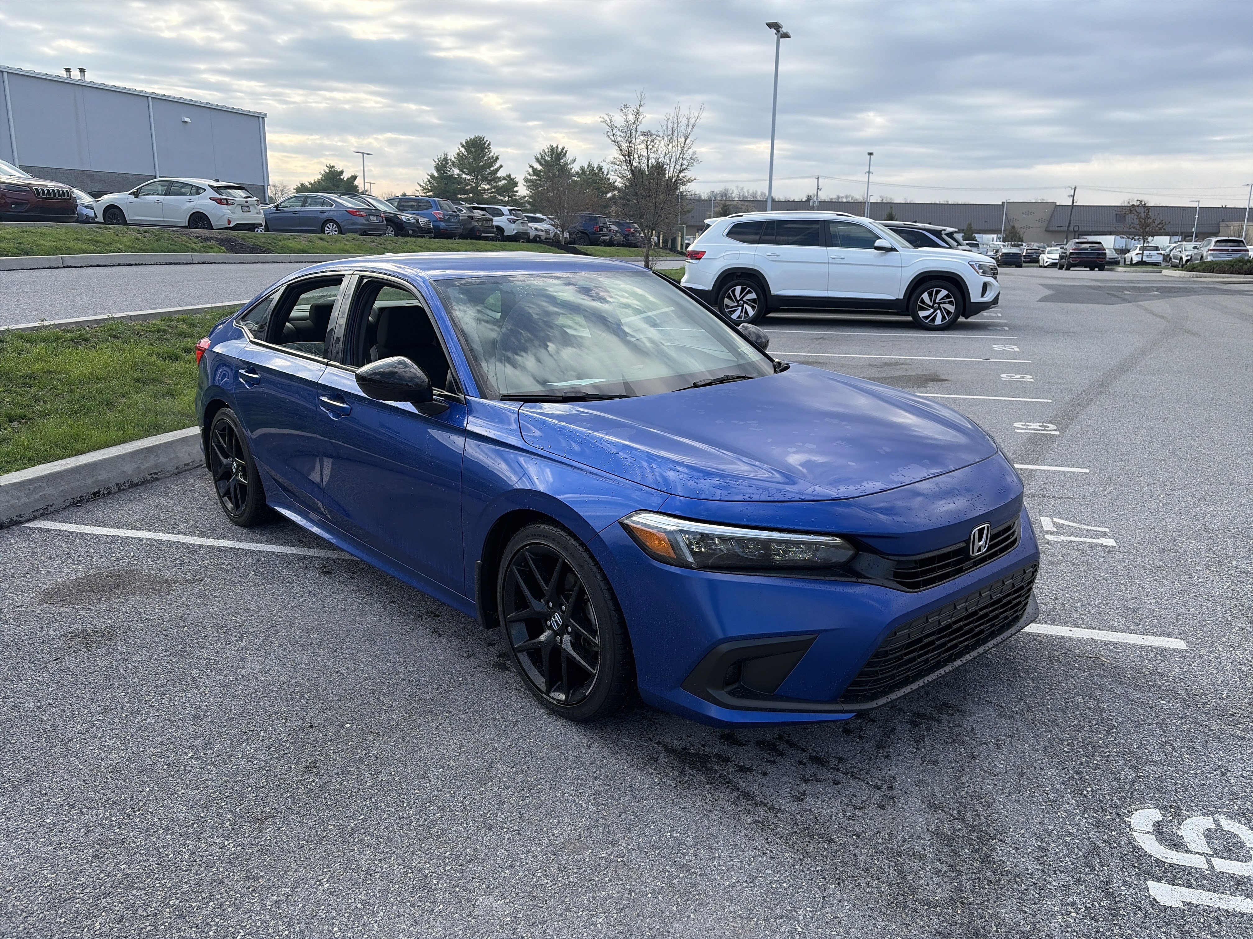 Used 2022 Honda Civic Sport image 3