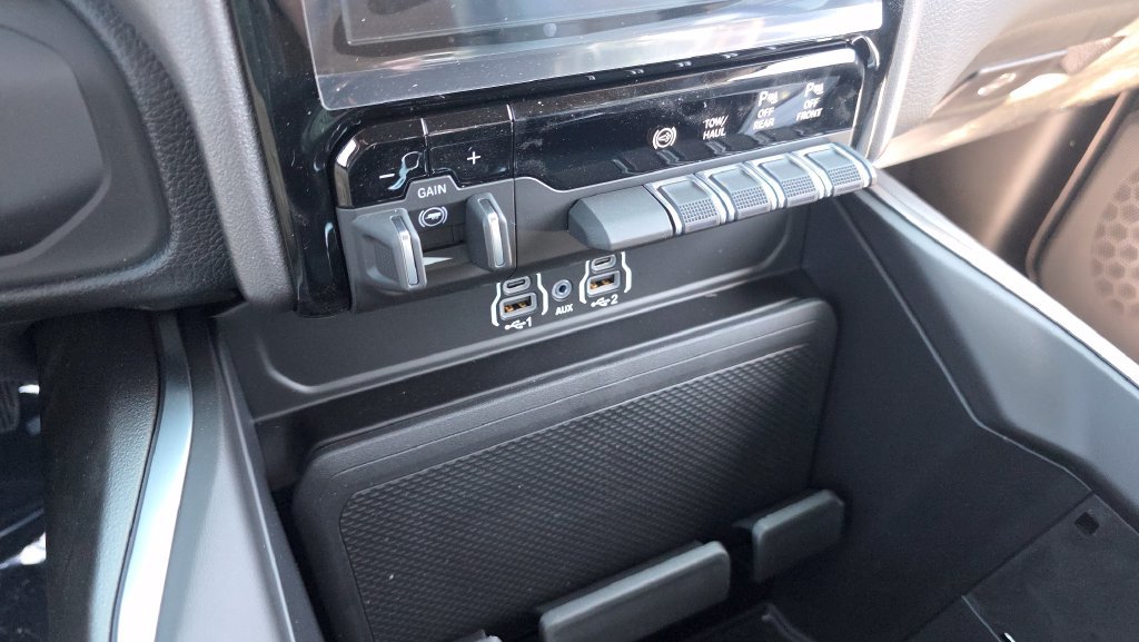 New 2026 RAM 3500 Big Horn AWD/4WD image 39
