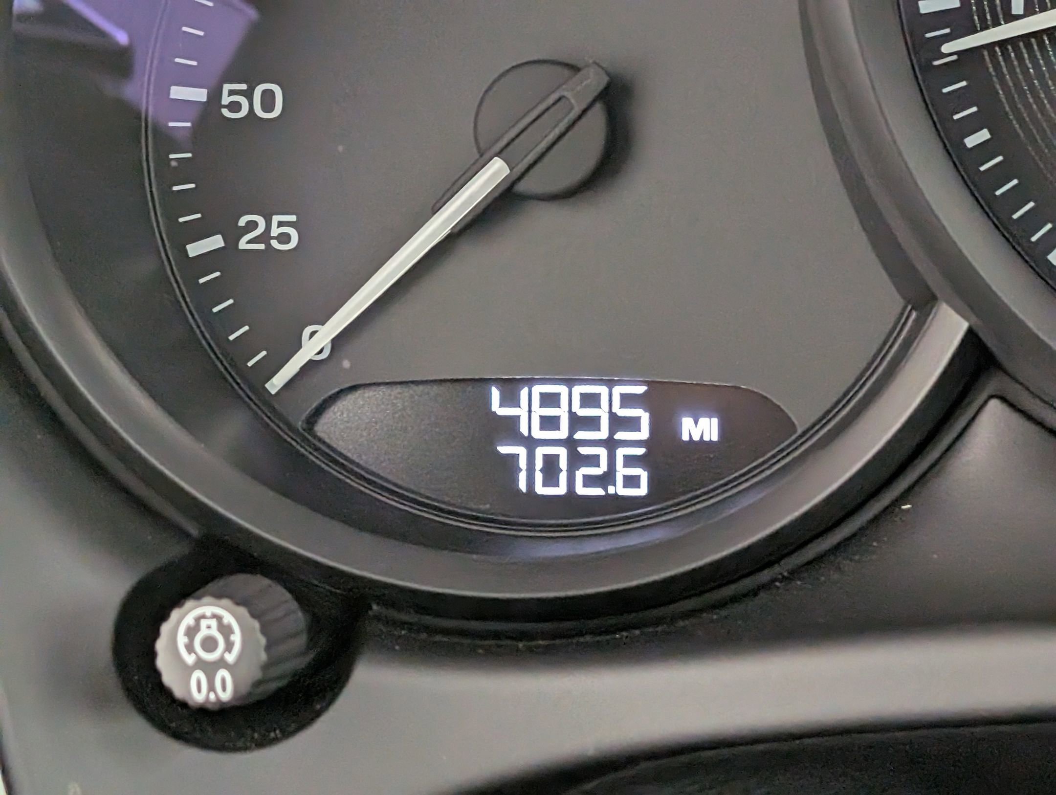 Used 2025 Porsche Macan image 28