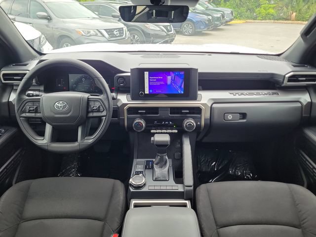 Used 2025 Toyota Tacoma SR5 AWD/4WD image 12