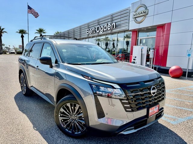 New 2026 Nissan Pathfinder SL